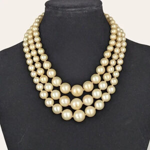 (2/$20) Vintage 3-Strand Graduated Acrylic Bead Necklace